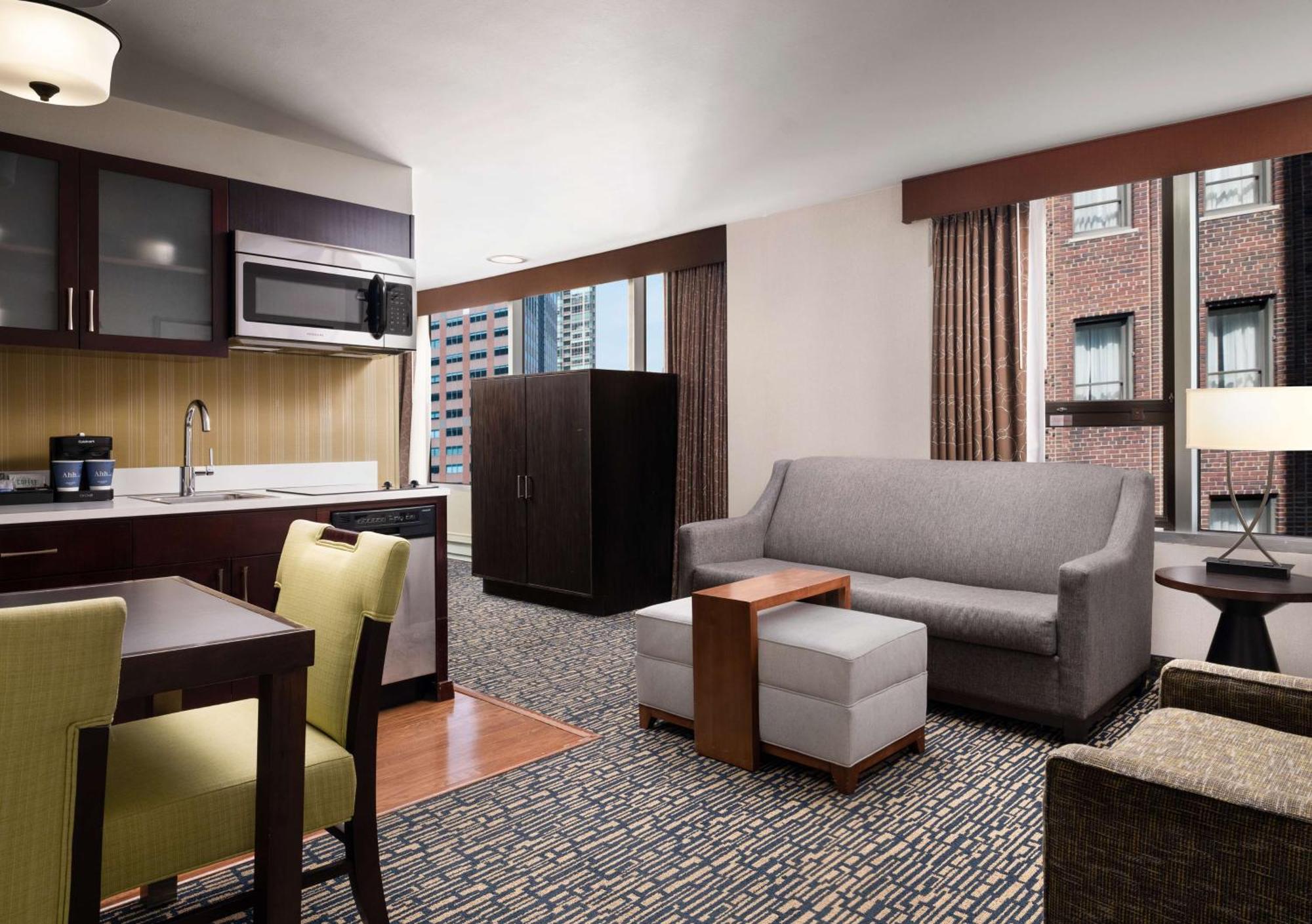 Homewood Suites By Hilton Chicago Downtown - Magnificent Mile Exterior photo
